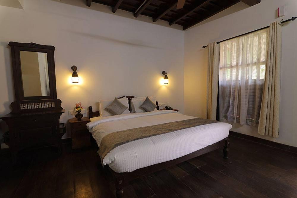 Kumarakom Heritage Resort Kottayam Ngoại thất bức ảnh